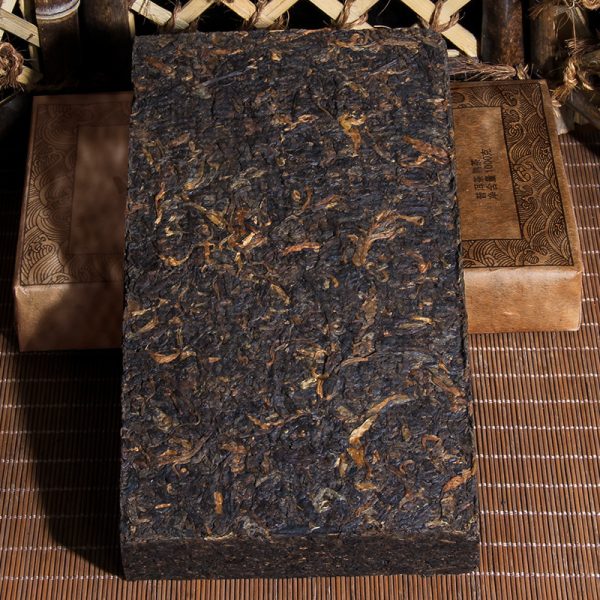 Yuhuang - Banzhang Pu - er Tea 1988 - Image 2